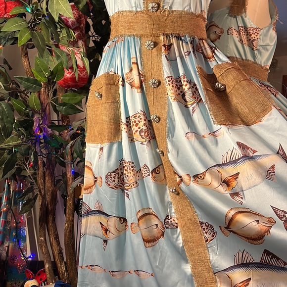 Shiny Fish Dress - Picture 2 of 6